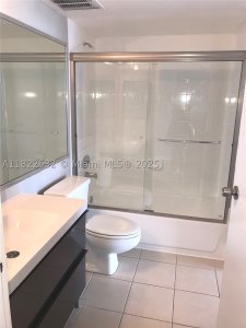 Comprar apartamento en Grandview Palace 2114