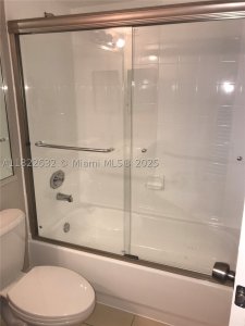 Comprar apartamento en Grandview Palace 2114