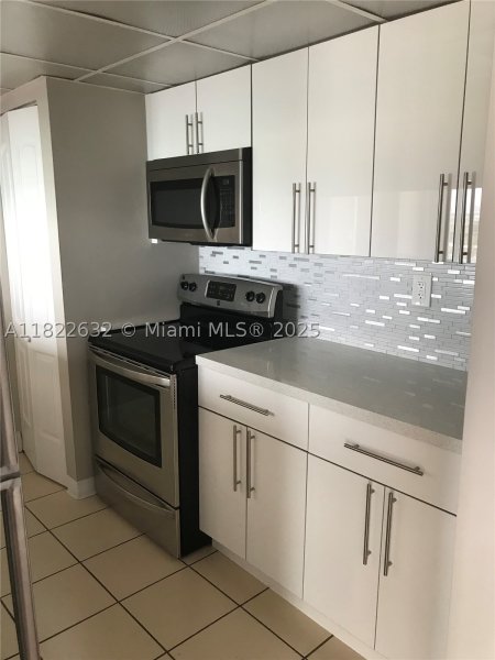 Comprar apartamento en Grandview Palace 2114