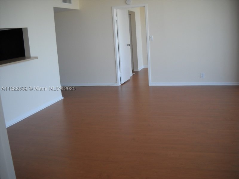 Comprar apartamento en Grandview Palace 2114