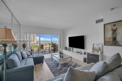 Aluguel de apartamento no The Hemispheres 6K