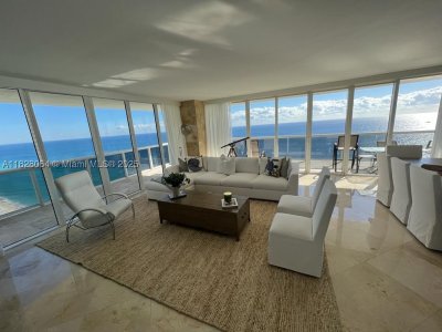 Aluguel de apartamento no Beach Club Two 3101