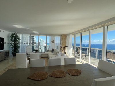 Aluguel de apartamento no Beach Club Two 3101