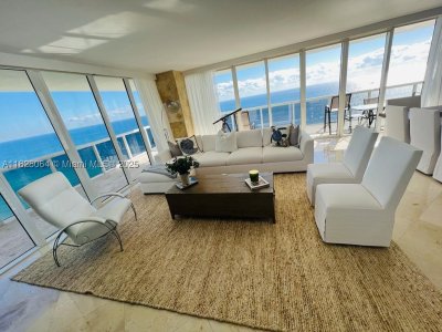 Aluguel de apartamento no Beach Club Two 3101