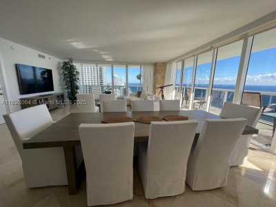 Aluguel de apartamento no Beach Club Two 3101