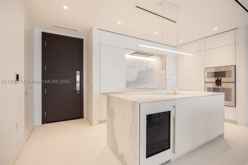 Condo for sale at Aston Martin Residences 5205W