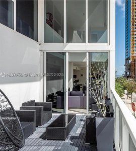Comprar apartamento no Bay House 105