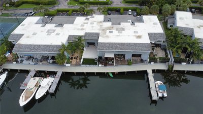 Comprar apartamento en Poinciana Island