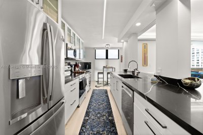Comprar apartamento en Nine Island Avenue 406