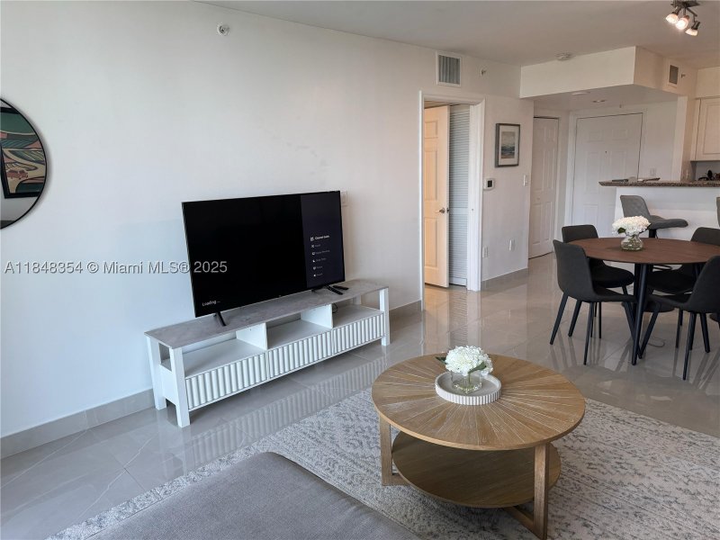 Aluguel de apartamento no Mark on Brickell 307