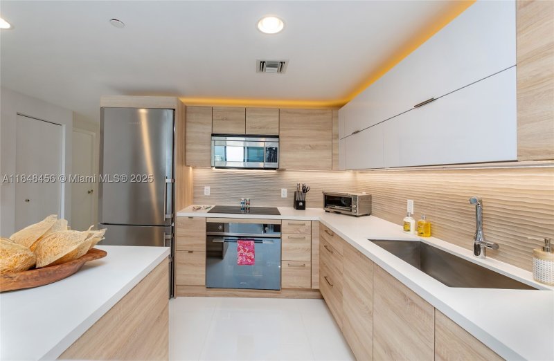 Comprar apartamento en The Harbour 1503 +2Parki