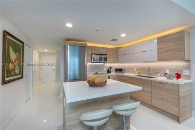 Comprar apartamento en The Harbour 1503 +2Parki
