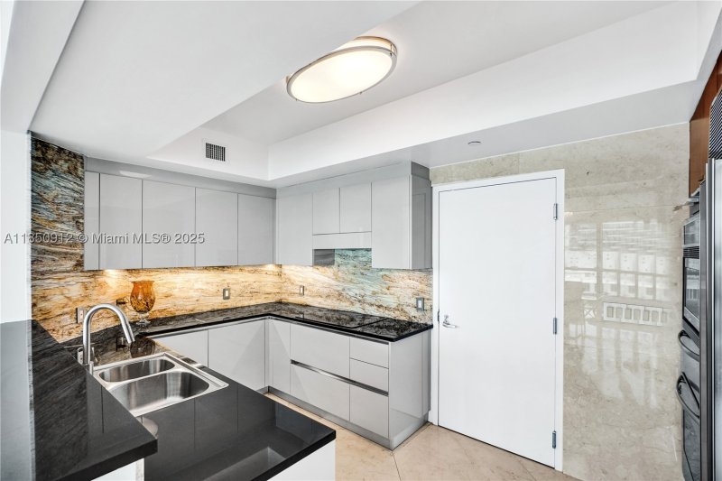 Condo for sale at Ocean Palms 3506