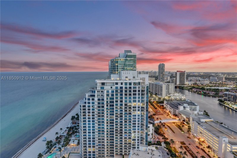 Condo for sale at Ocean Palms 3506