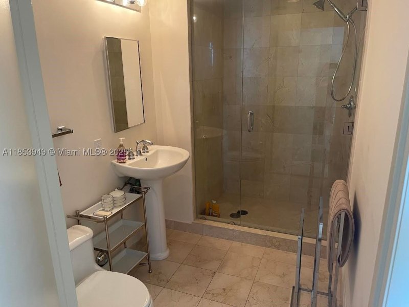 Apartment for rent at Akoya 3404