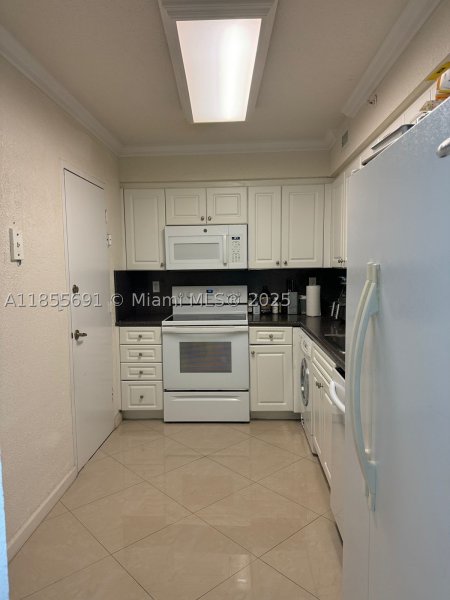 Apartment for rent at The Wave Condo 1538