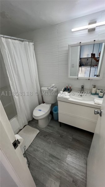 Apartment for rent at Aventura Beach Club 611
