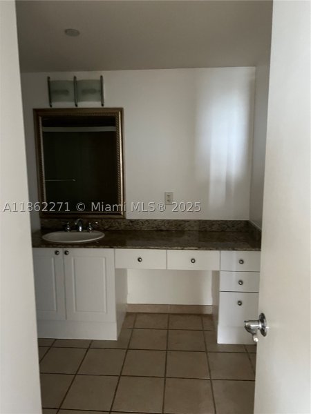 Condo for sale at Turnberry On The Green 1411