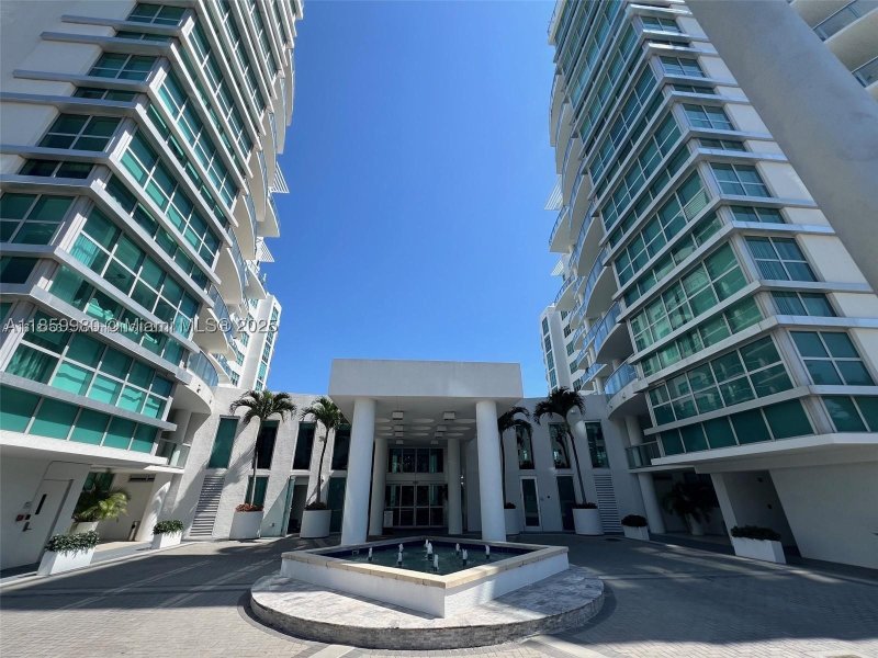Apartment for rent at Atrium Aventura 1-609