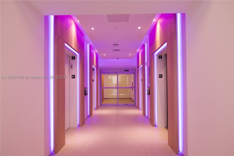 Comprar apartamento en YotelPad Miami 1707