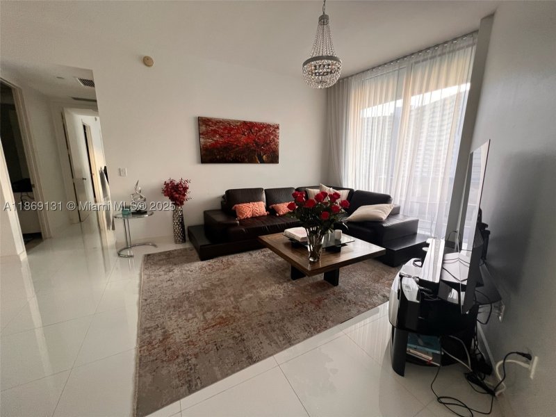 Apartment for rent at Trump Tower Three 605