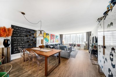 Comprar apartamento no 5600 Collins 12E