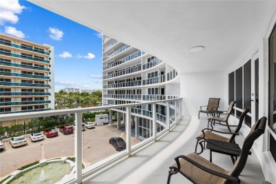 Comprar apartamento no The Galleon 304