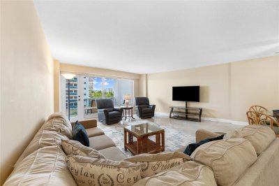 Comprar apartamento no The Galleon 304