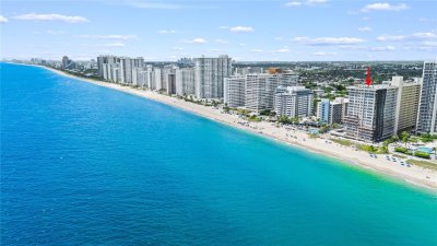 Comprar apartamento en The Galleon 304