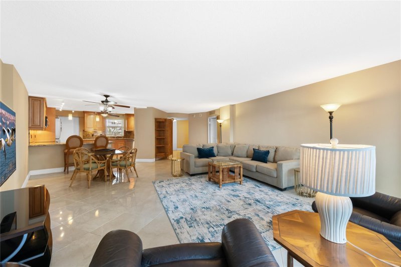 Condo for sale at The Galleon 304