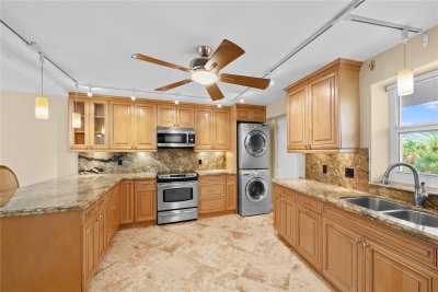 Comprar apartamento en The Galleon 304