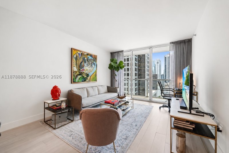Condo for sale at 500 Brickell West Tower 1908