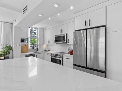Comprar apartamento en Isola Brickell Key 701