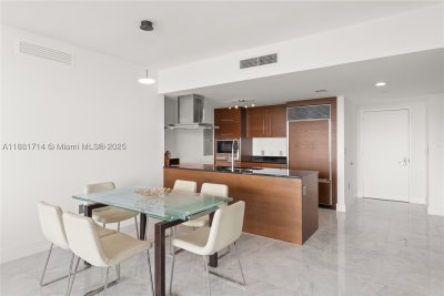 Aluguel de apartamento no Icon Brickell Tower II 5003