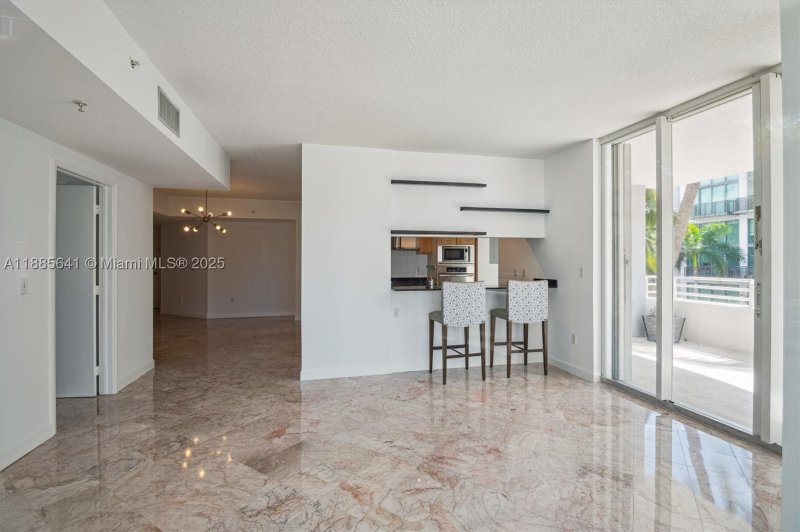 Comprar apartamento en Nautica Condo 302