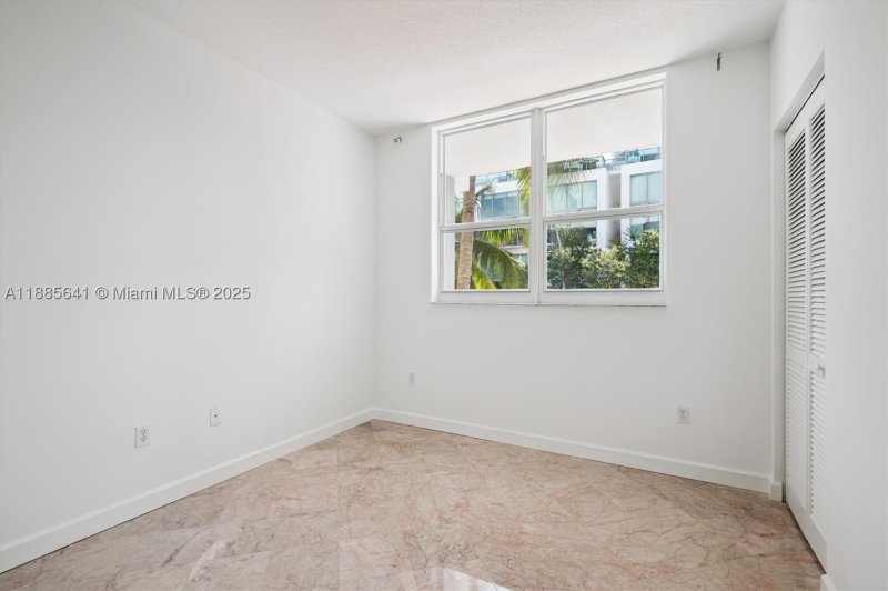 Comprar apartamento en Nautica Condo 302
