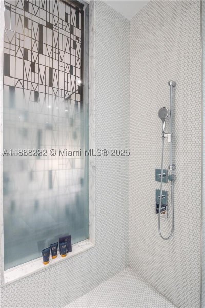 Comprar apartamento en SLS Lux Brickell 712
