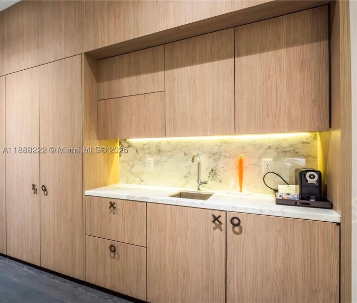 Comprar apartamento en SLS Lux Brickell 712