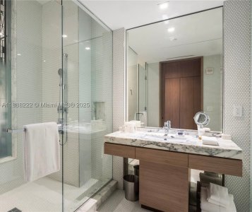 Comprar apartamento en SLS Lux Brickell 712