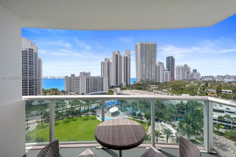 Condo for sale at Ocean Reserve 1425