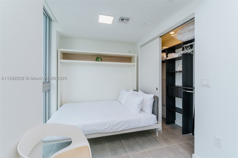 Comprar apartamento en YotelPad Miami 2508