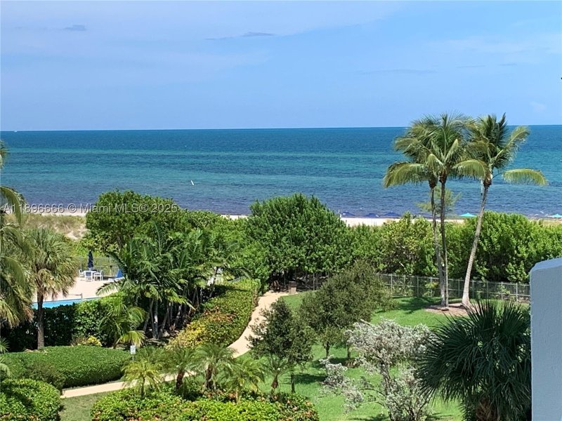 Condo for sale at Commodore Club East 208