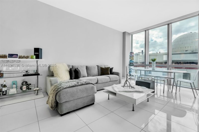 Comprar apartamento en Paramount Miami WorldCenter 806