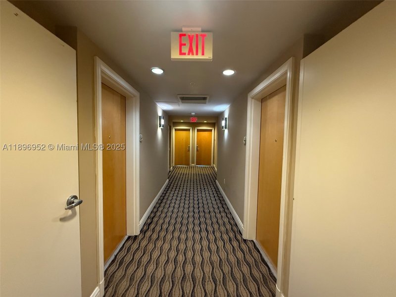 Condo for sale at Vizcayne Everglades On The Bay 3708