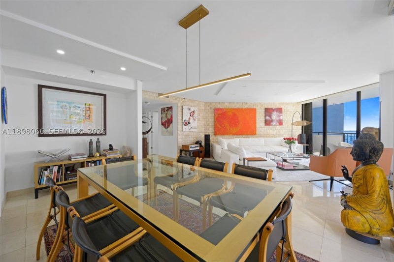 Comprar apartamento en Villa Regina 2005