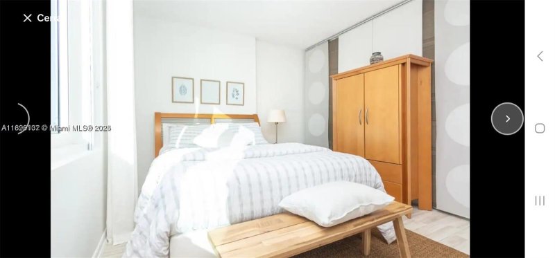 Comprar apartamento en Roney Palace 736