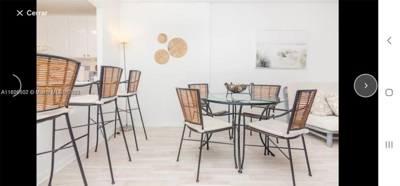 Comprar apartamento en Roney Palace 736