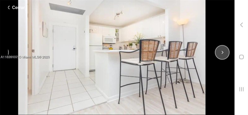 Comprar apartamento en Roney Palace 736