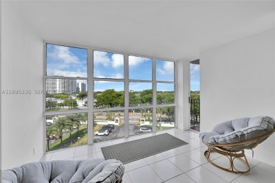Aluguel de apartamento no Oceanview Park 605
