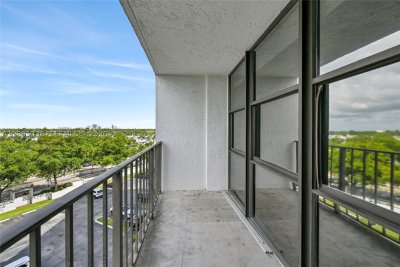Aluguel de apartamento no Oceanview Park 605